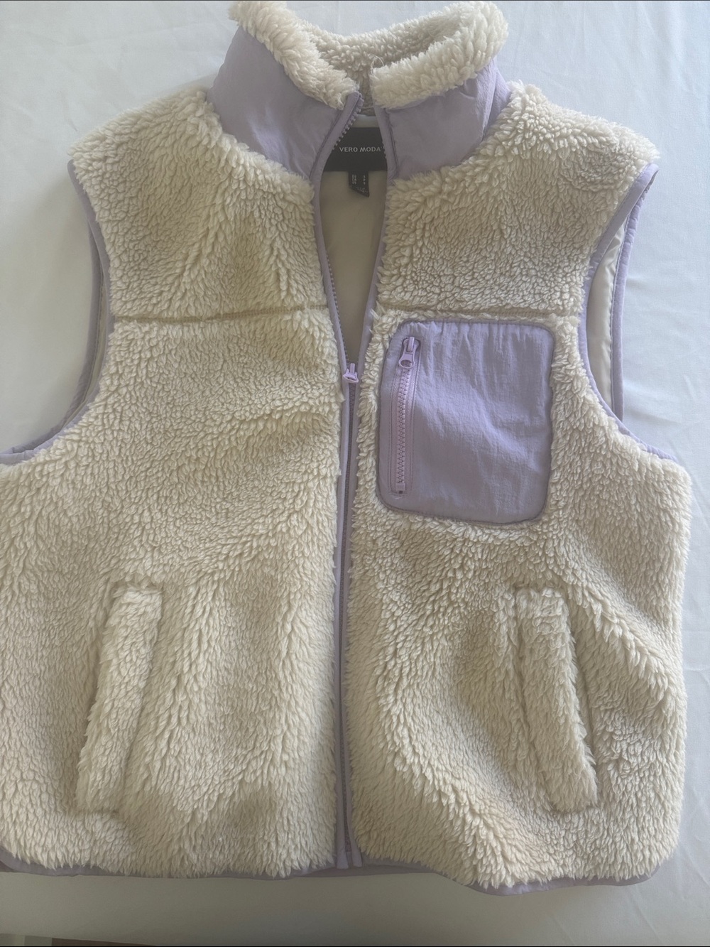 Women’s Vero Moda Fleece Vest cream and lavender small